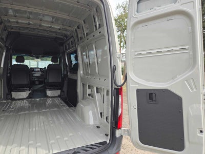 2026 Mercedes-Benz Sprinter Cargo 2500 Standard Roof I4 Diesel HO 144 AWD