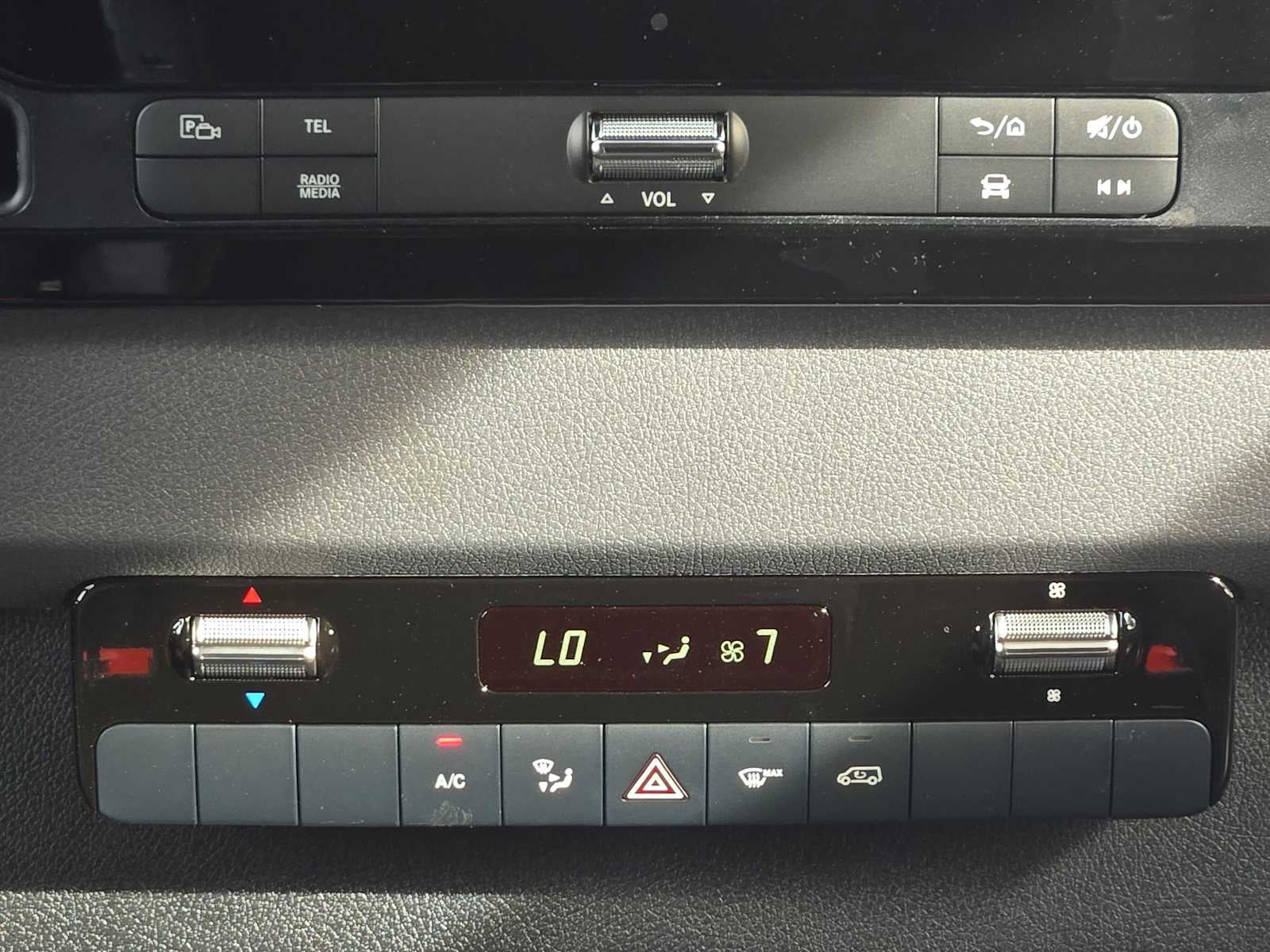 2026 Mercedes-Benz Sprinter Cargo 2500 Standard Roof I4 Diesel HO 144 AWD