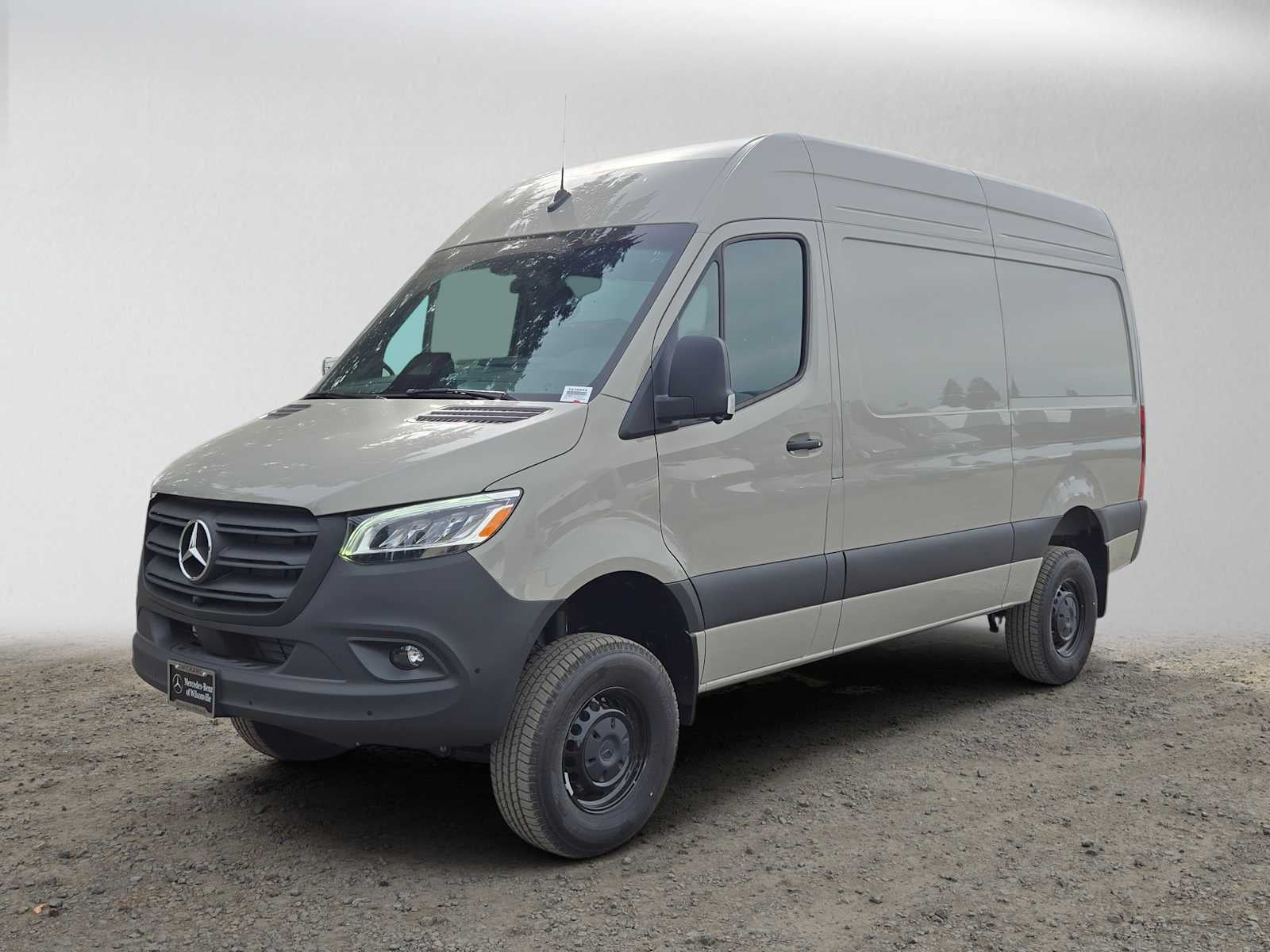2026 Mercedes-Benz Sprinter Cargo 2500 Standard Roof I4 Diesel HO 144 AWD