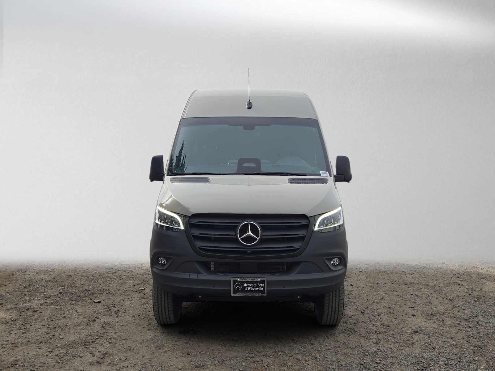 2026 Mercedes-Benz Sprinter Cargo 2500 Standard Roof I4 Diesel HO 144 AWD
