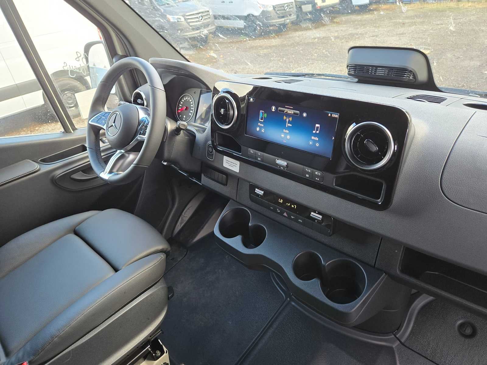 2026 Mercedes-Benz Sprinter Cargo 2500 Standard Roof I4 Diesel HO 144 AWD