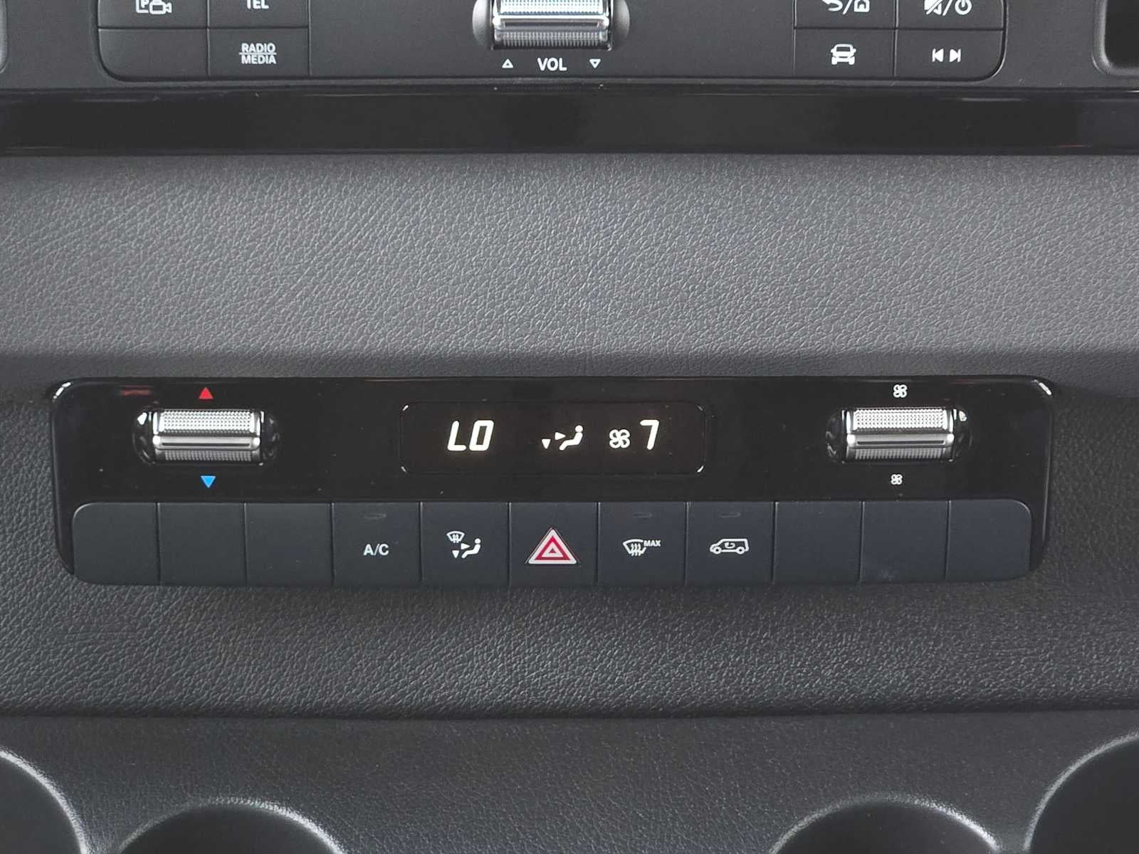 2026 Mercedes-Benz Sprinter Cargo 2500 Standard Roof I4 Diesel HO 144 AWD