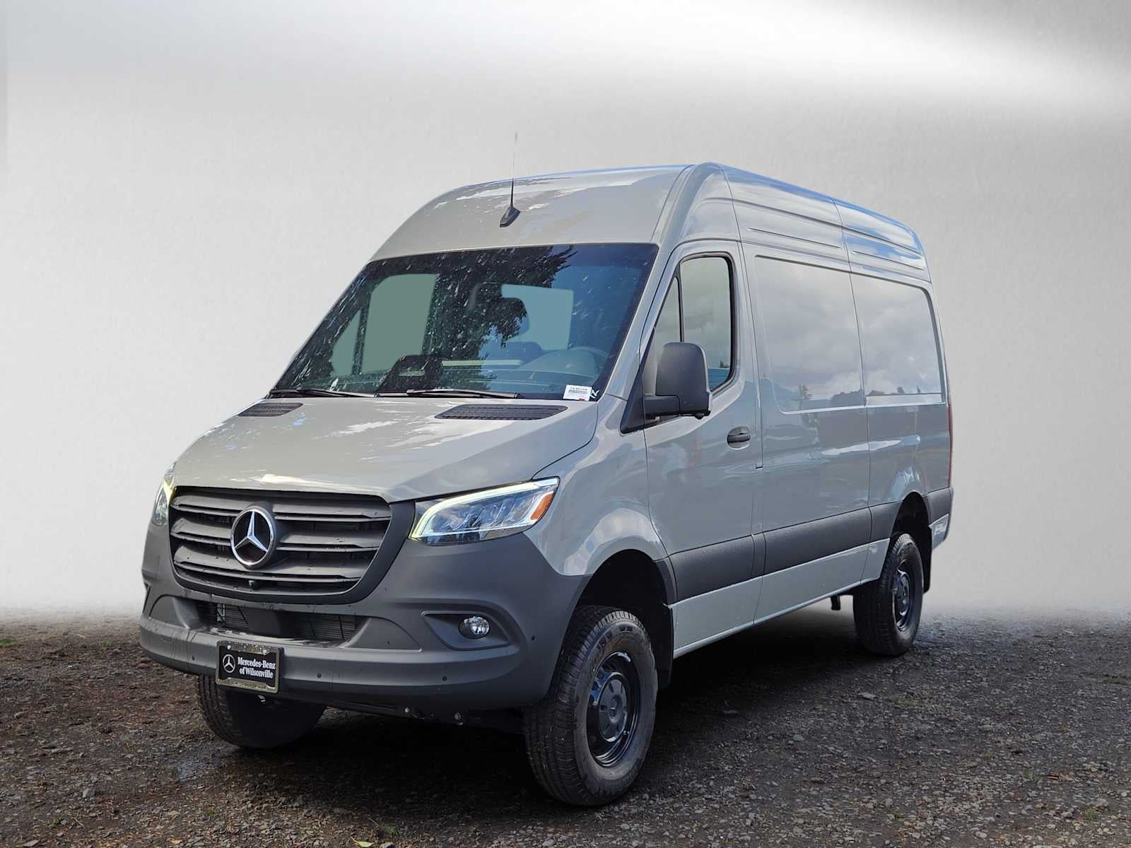 2026 Mercedes-Benz Sprinter Cargo 2500 Standard Roof I4 Diesel HO 144 AWD