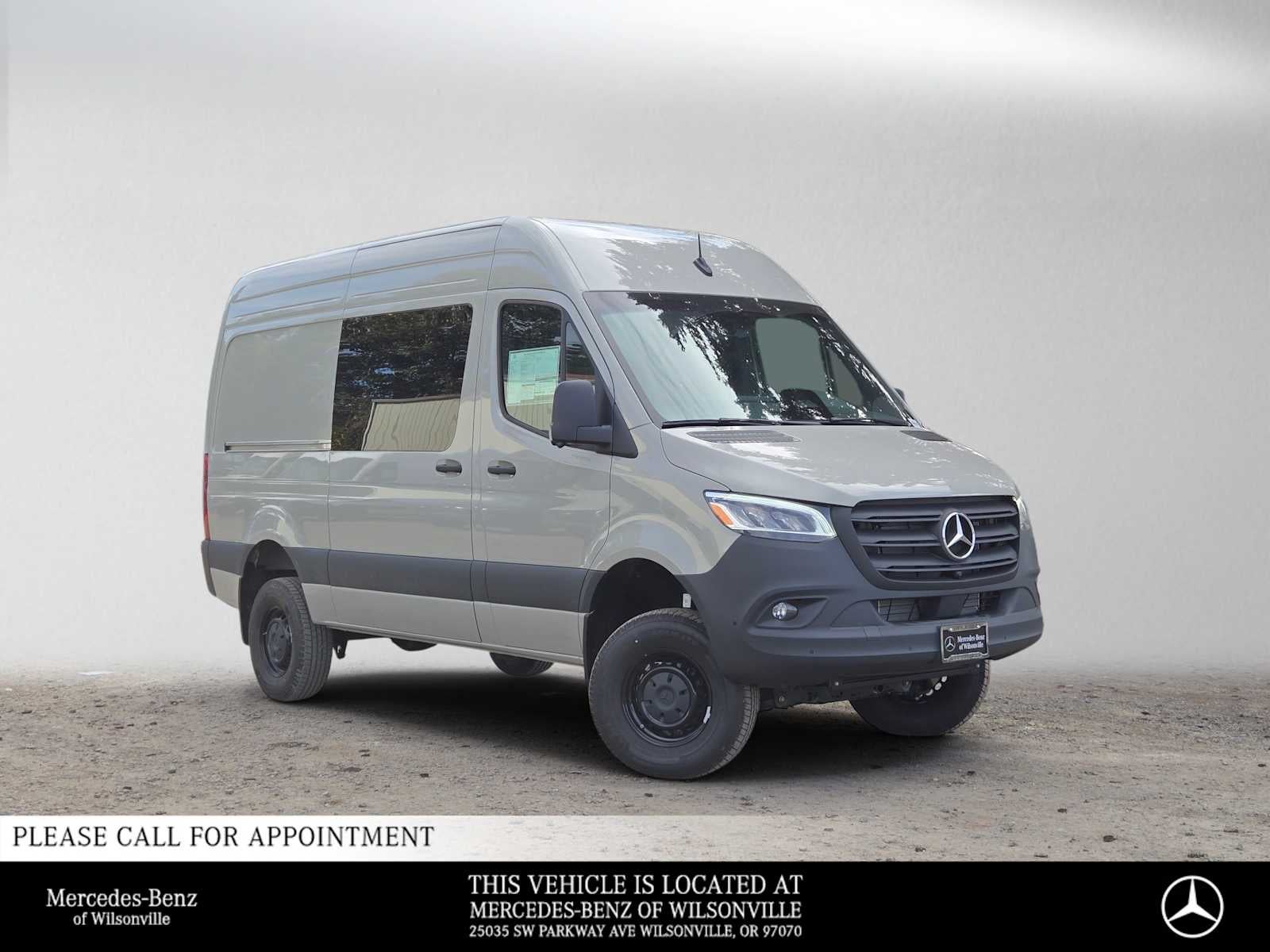 2026 Mercedes-Benz Sprinter Cargo 2500 Standard Roof I4 Diesel HO 144 AWD