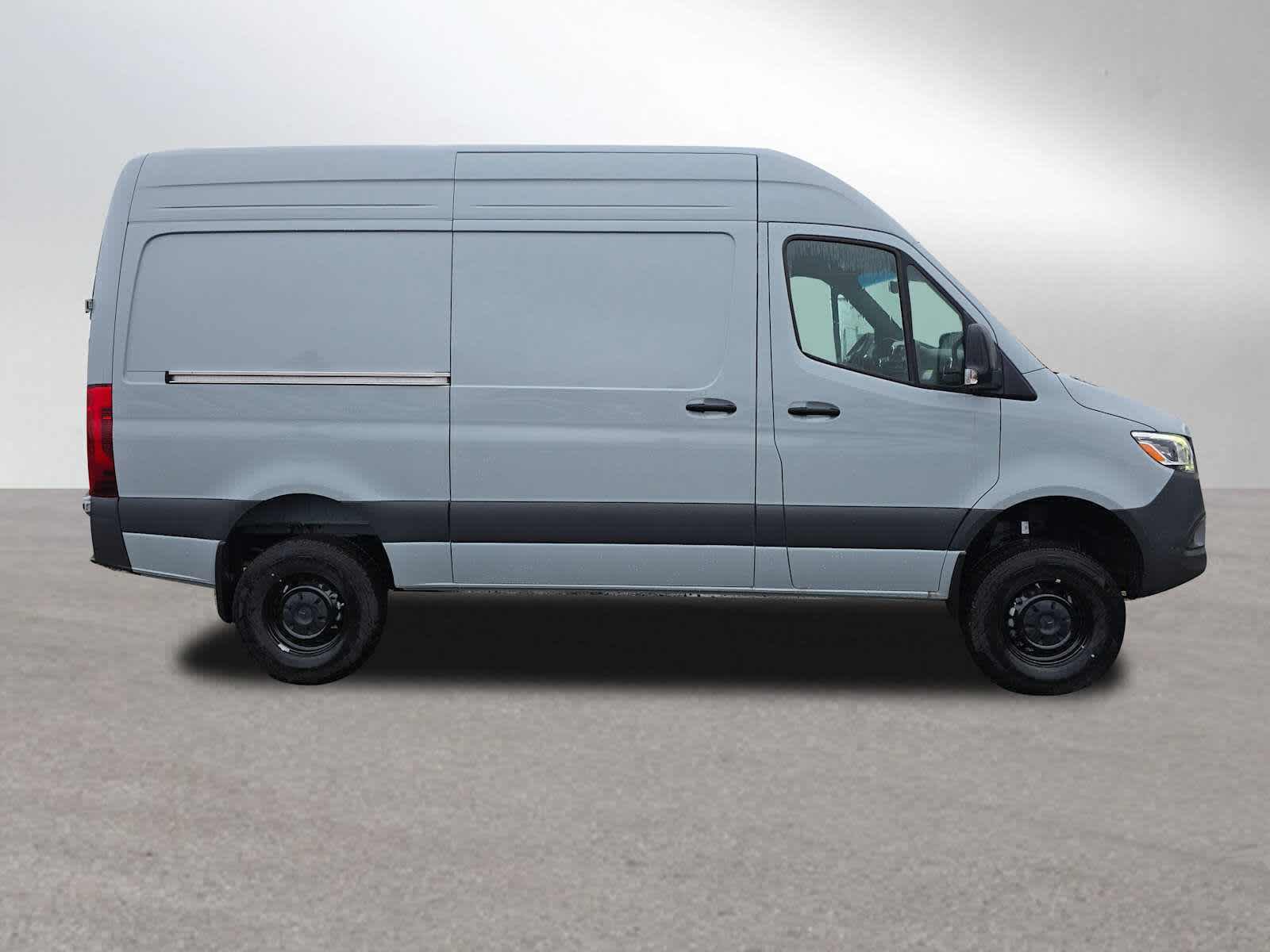 2025 Mercedes-Benz Sprinter 2500 Standard Roof I4 Diesel HO 144" AWD