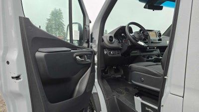 2025 Mercedes-Benz Sprinter 2500 Standard Roof I4 Diesel HO 144" AWD