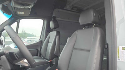 2025 Mercedes-Benz Sprinter 2500 Standard Roof I4 Diesel HO 144" AWD