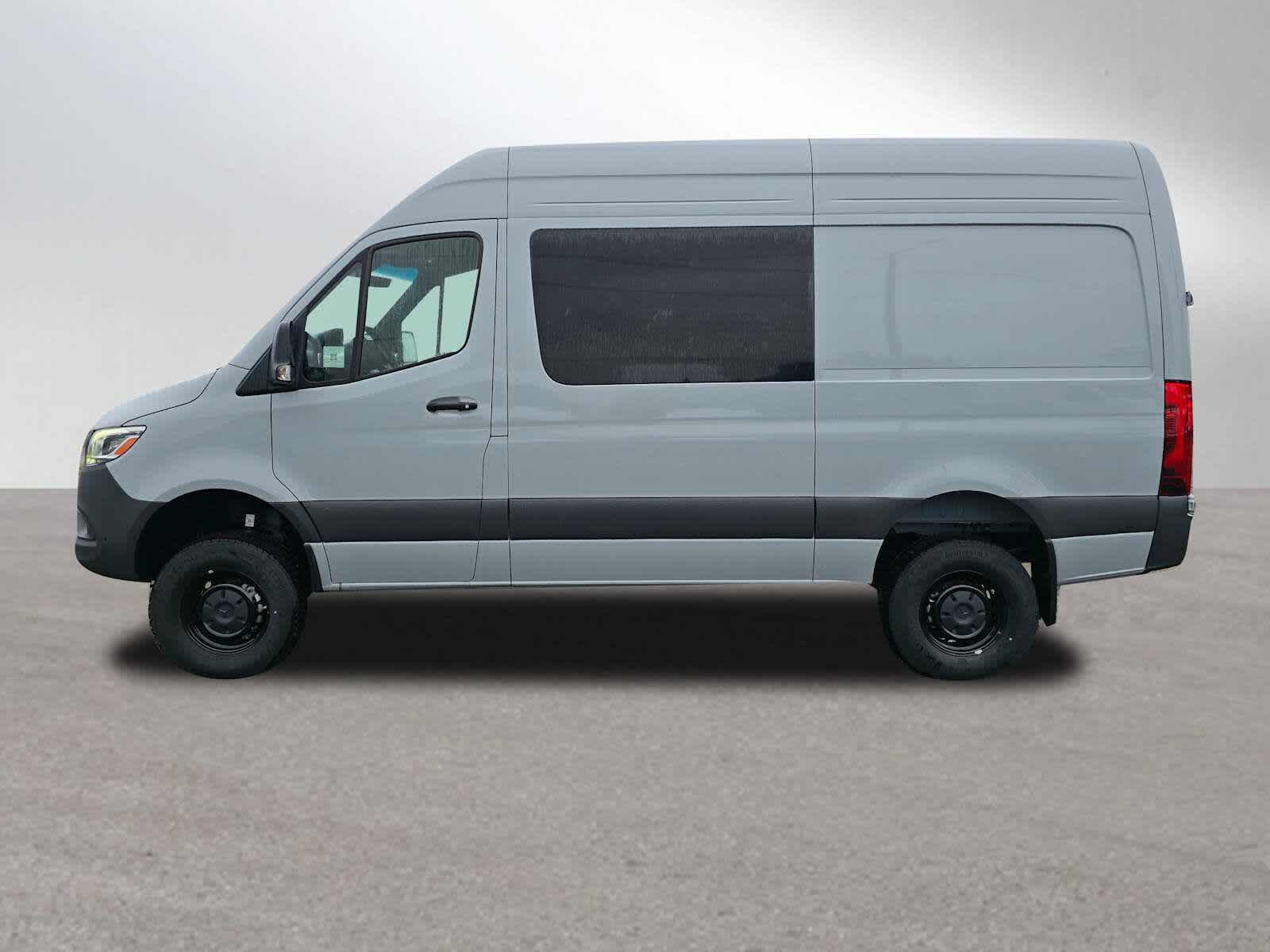 2025 Mercedes-Benz Sprinter 2500 Standard Roof I4 Diesel HO 144" AWD