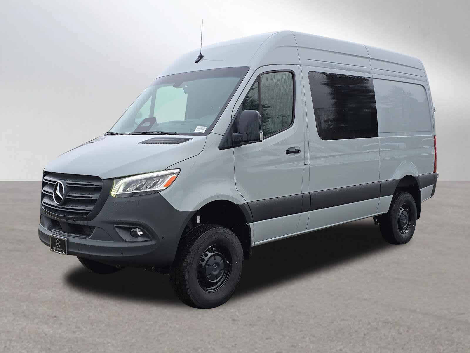 2025 Mercedes-Benz Sprinter 2500 Standard Roof I4 Diesel HO 144" AWD