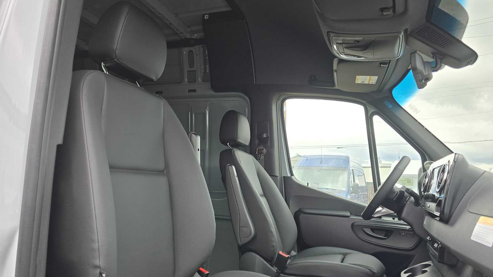 2026 Mercedes-Benz Sprinter 2500 Standard Roof I4 Diesel HO 144" AWD