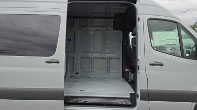 2026 Mercedes-Benz Sprinter 2500 Standard Roof I4 Diesel HO 144" AWD