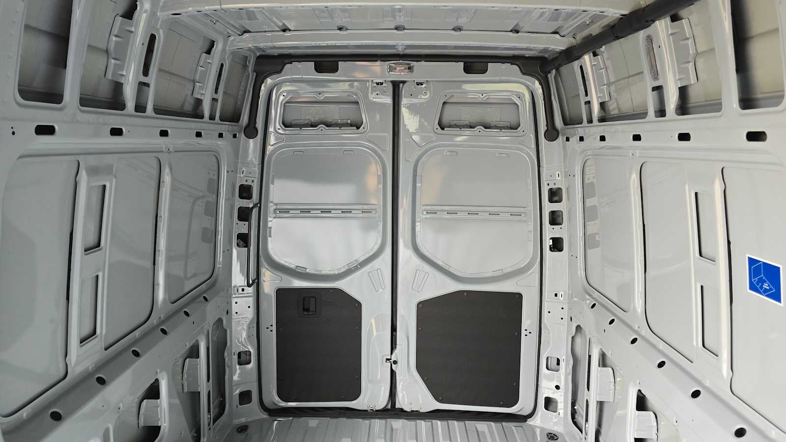 2026 Mercedes-Benz Sprinter 2500 Standard Roof I4 Diesel HO 144" AWD