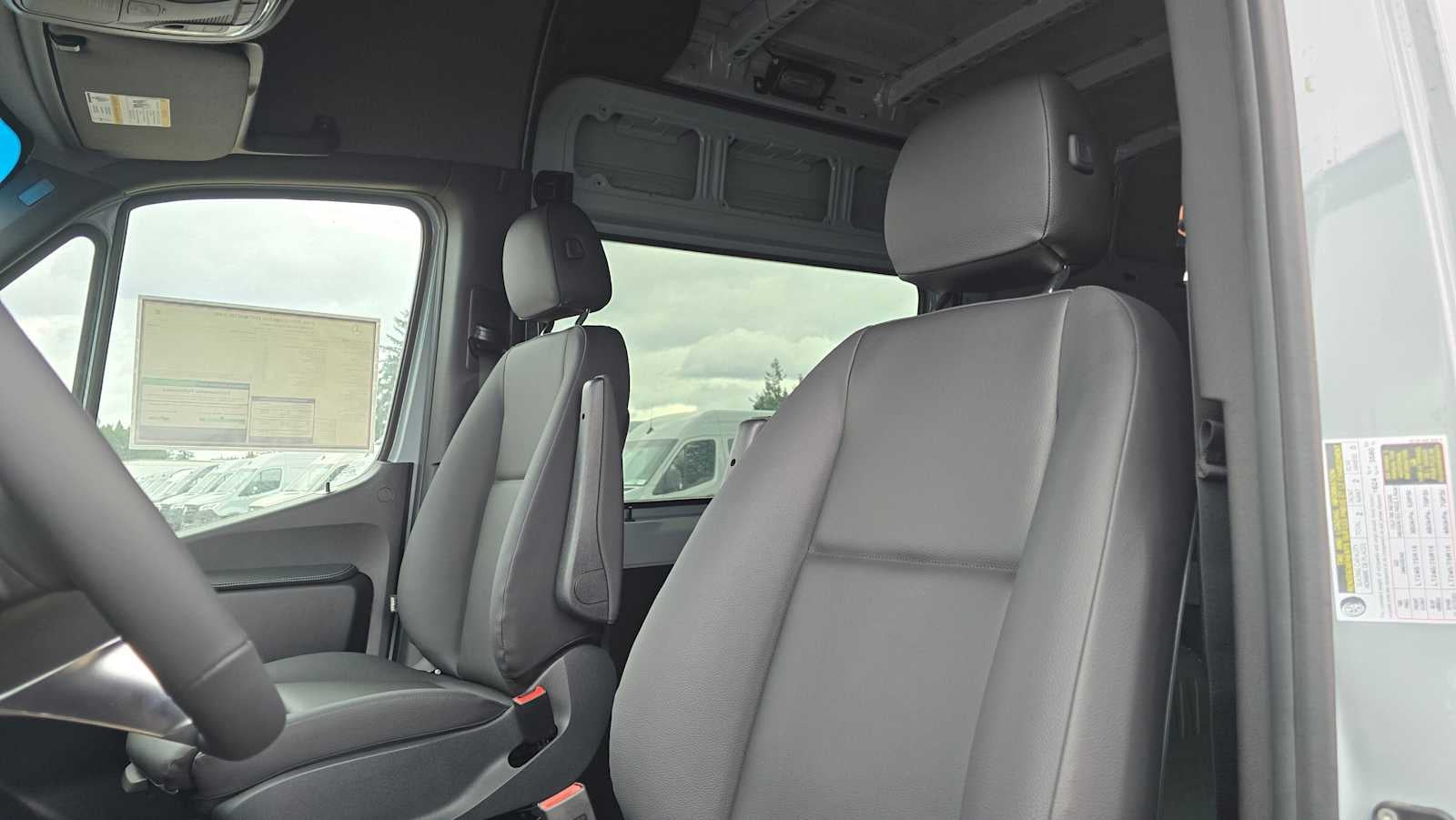 2026 Mercedes-Benz Sprinter 2500 Standard Roof I4 Diesel HO 144" AWD