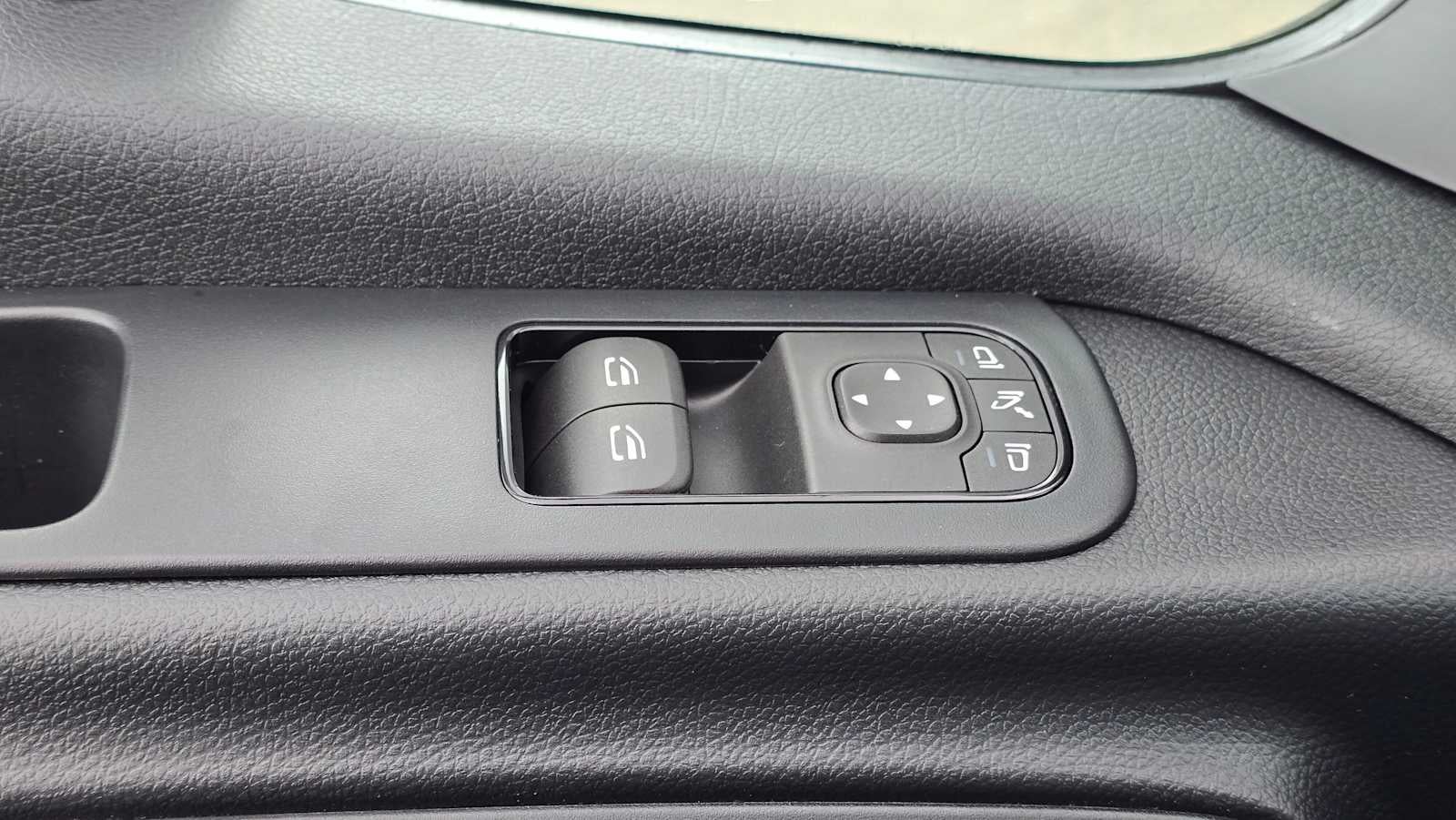 2026 Mercedes-Benz Sprinter 2500 Standard Roof I4 Diesel HO 144" AWD