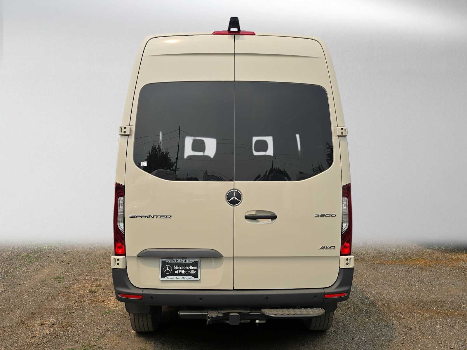 2026 Mercedes-Benz Sprinter 2500 Standard Roof I4 Diesel HO 144 AWD