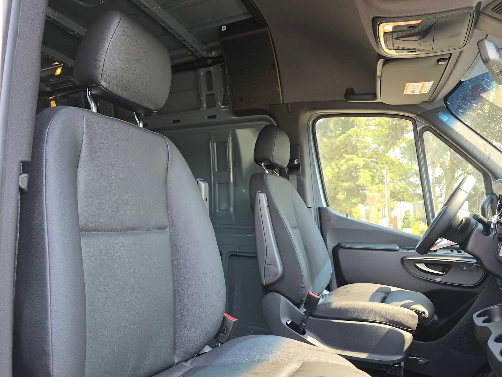2026 Mercedes-Benz Sprinter Cargo 2500 Standard Roof I4 Diesel HO 144 AWD