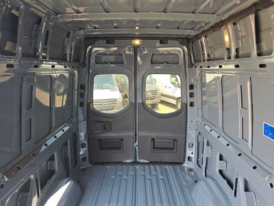 2026 Mercedes-Benz Sprinter Cargo 2500 Standard Roof I4 Diesel HO 144 AWD