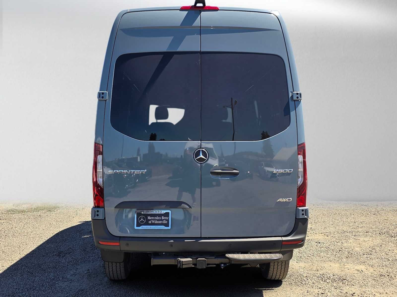 2026 Mercedes-Benz Sprinter Cargo 2500 Standard Roof I4 Diesel HO 144 AWD