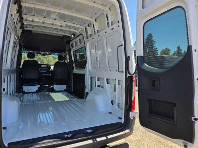 2026 Mercedes-Benz Sprinter Cargo 2500 Standard Roof I4 Diesel HO 144 AWD