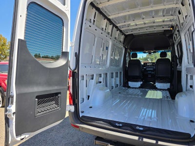 2026 Mercedes-Benz Sprinter Cargo 2500 Standard Roof I4 Diesel HO 144 AWD