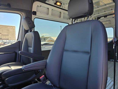 2026 Mercedes-Benz Sprinter Cargo 2500 Standard Roof I4 Diesel HO 144 AWD