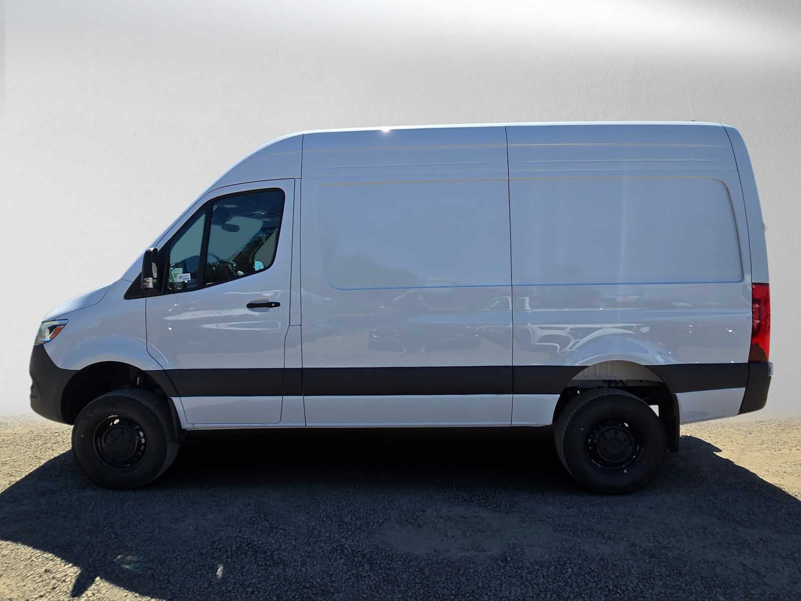 2026 Mercedes-Benz Sprinter Cargo 2500 Standard Roof I4 Diesel HO 144 AWD