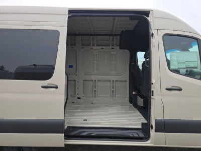 2026 Mercedes-Benz Sprinter 2500 Standard Roof I4 Diesel HO 144 AWD