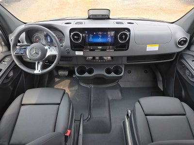 2026 Mercedes-Benz Sprinter 2500 Standard Roof I4 Diesel HO 144 AWD