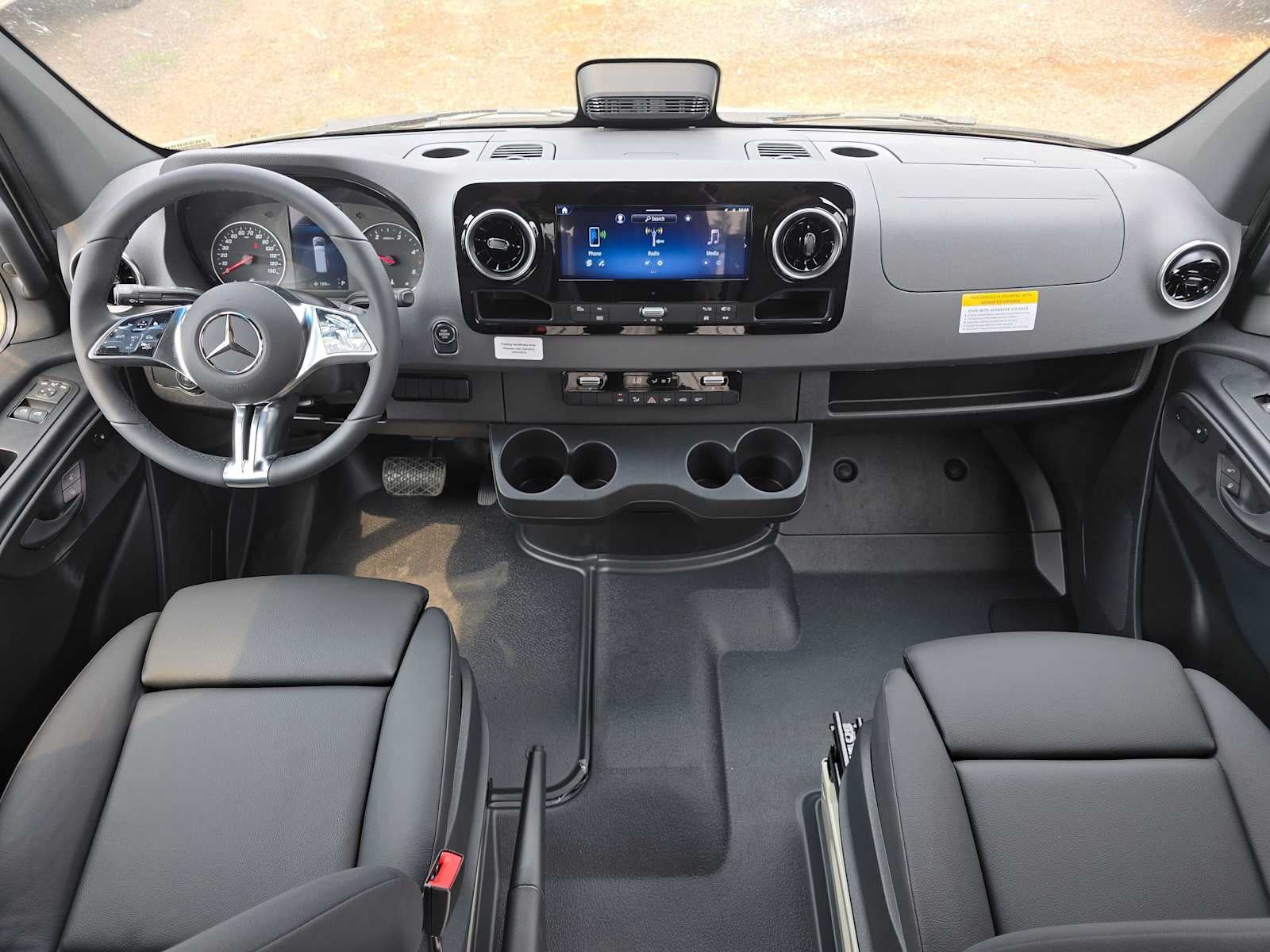2026 Mercedes-Benz Sprinter 2500 Standard Roof I4 Diesel HO 144 AWD