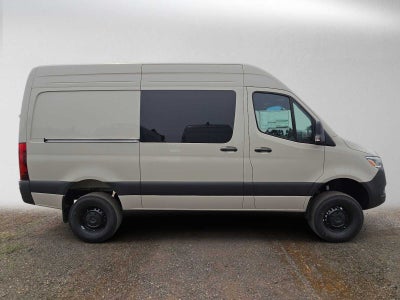 2026 Mercedes-Benz Sprinter 2500 Standard Roof I4 Diesel HO 144 AWD