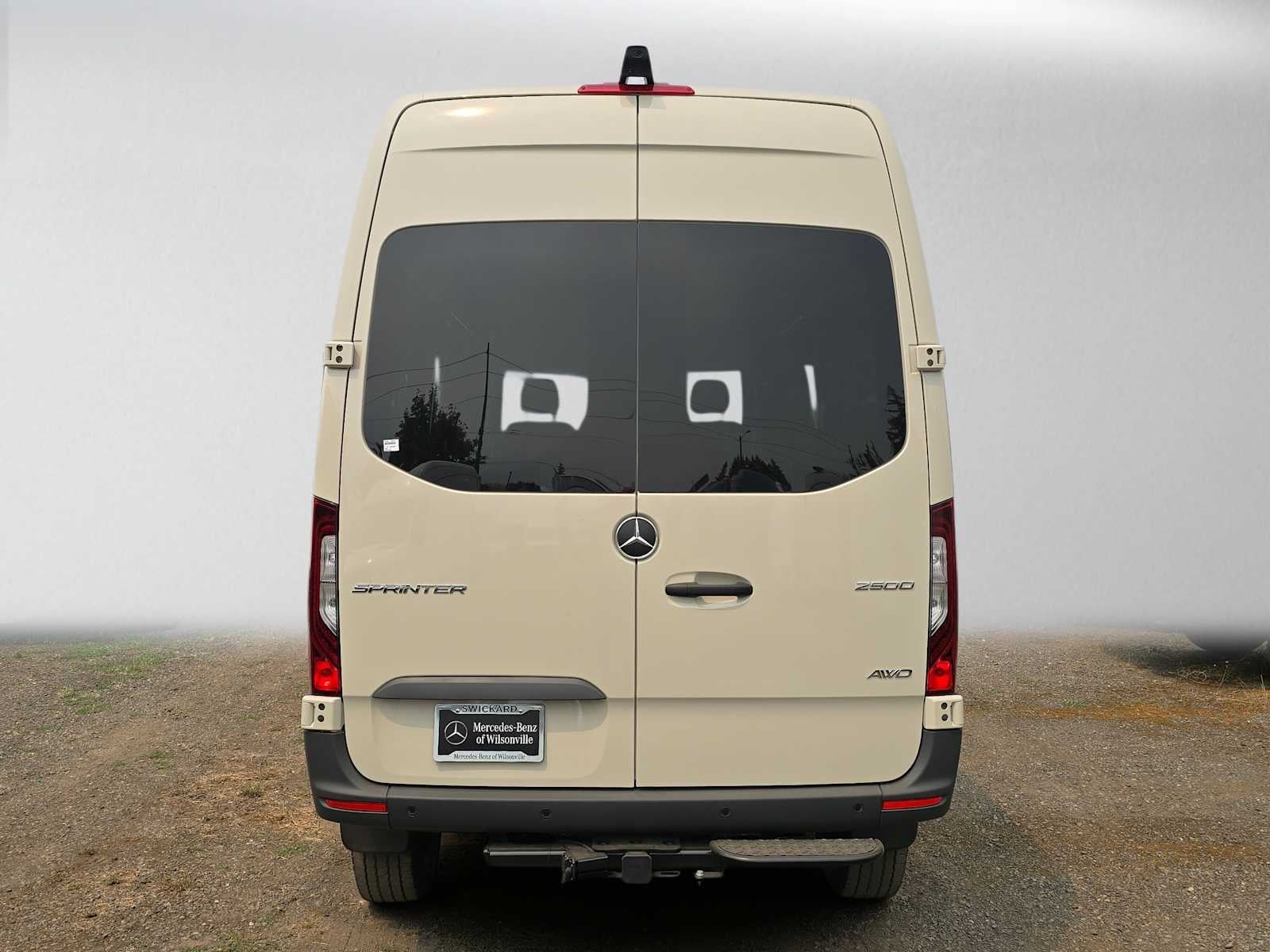 2026 Mercedes-Benz Sprinter 2500 Standard Roof I4 Diesel HO 144 AWD
