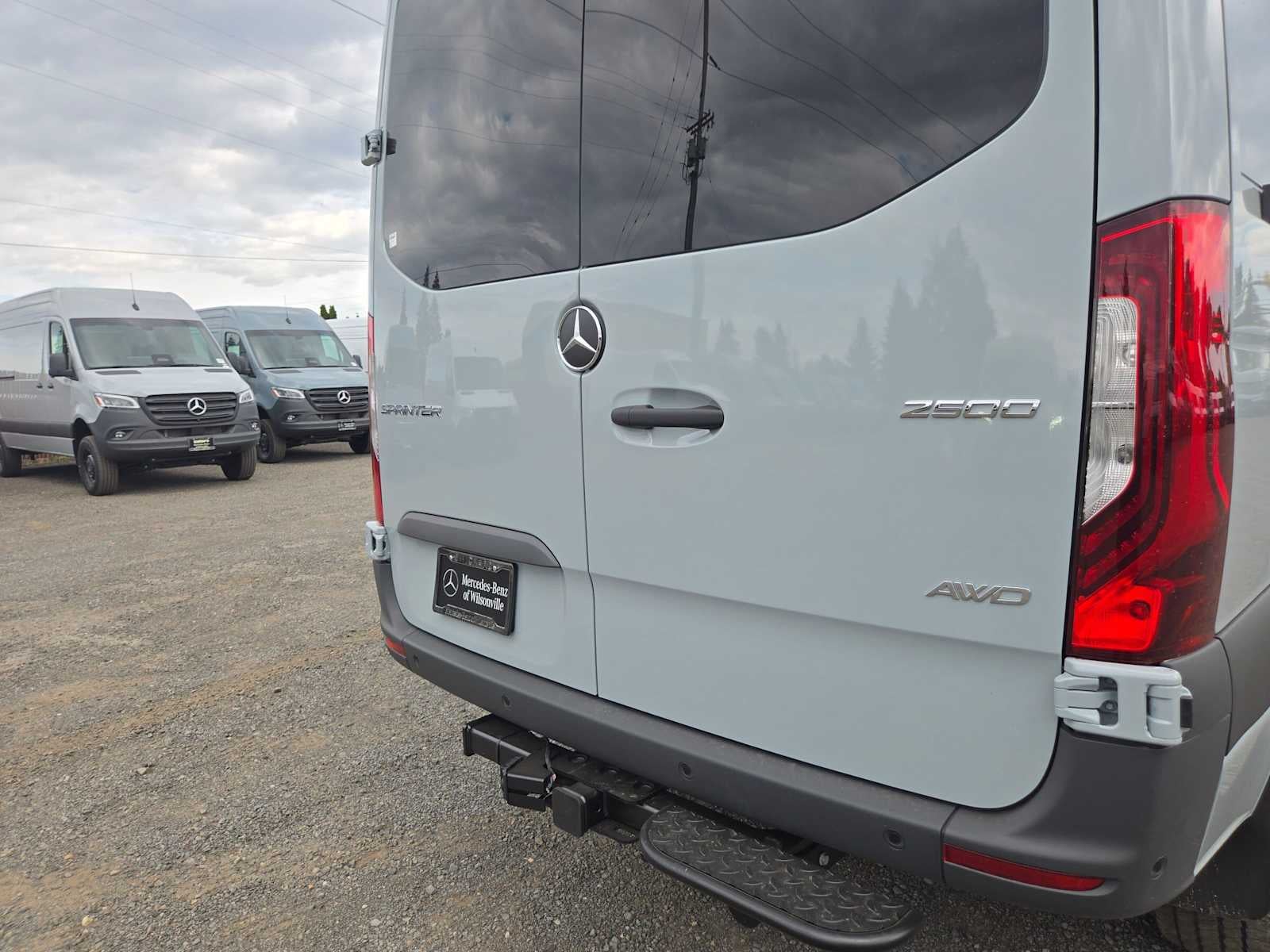 2026 Mercedes-Benz Sprinter Crew 2500 Standard Roof I4 Diesel HO 144 AWD