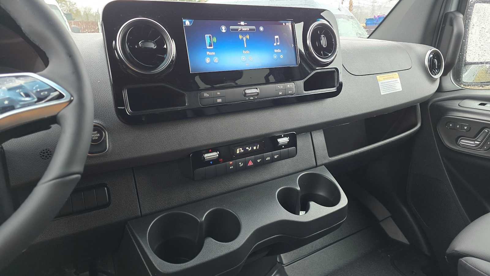 2026 Mercedes-Benz Sprinter 2500 Standard Roof I4 Diesel HO 144" AWD