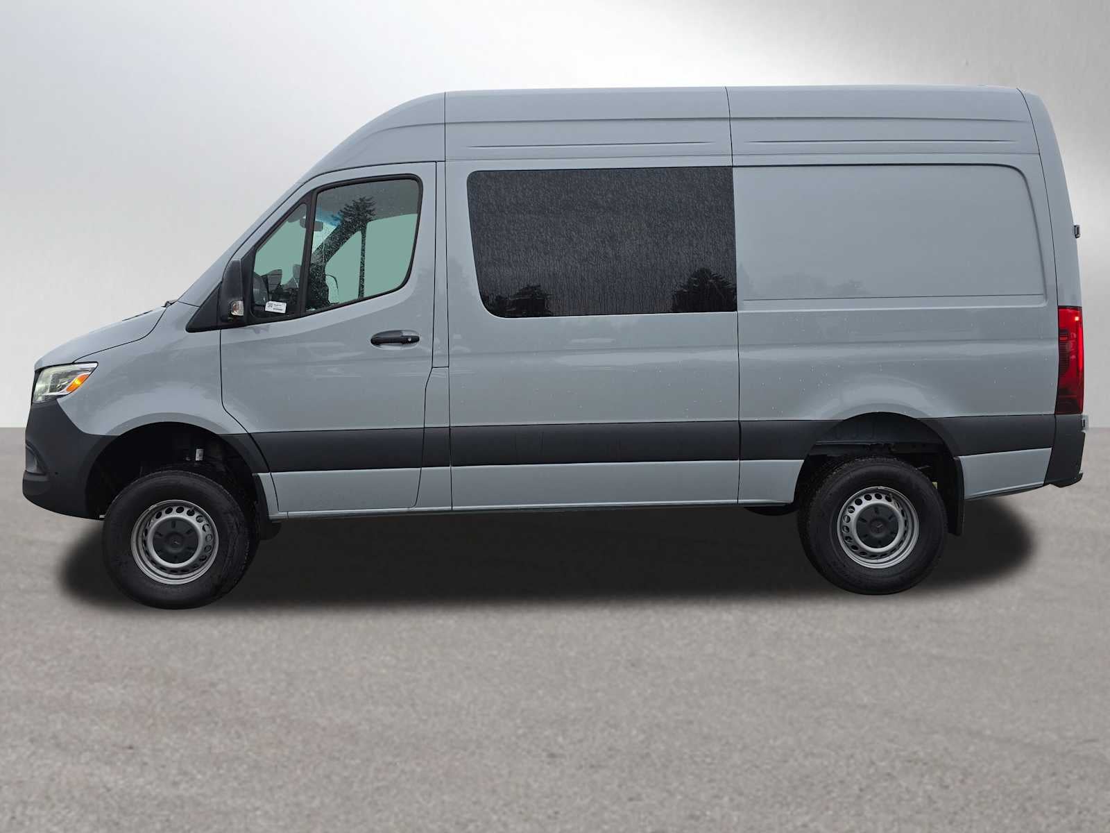 2026 Mercedes-Benz Sprinter 2500 Standard Roof I4 Diesel HO 144" AWD