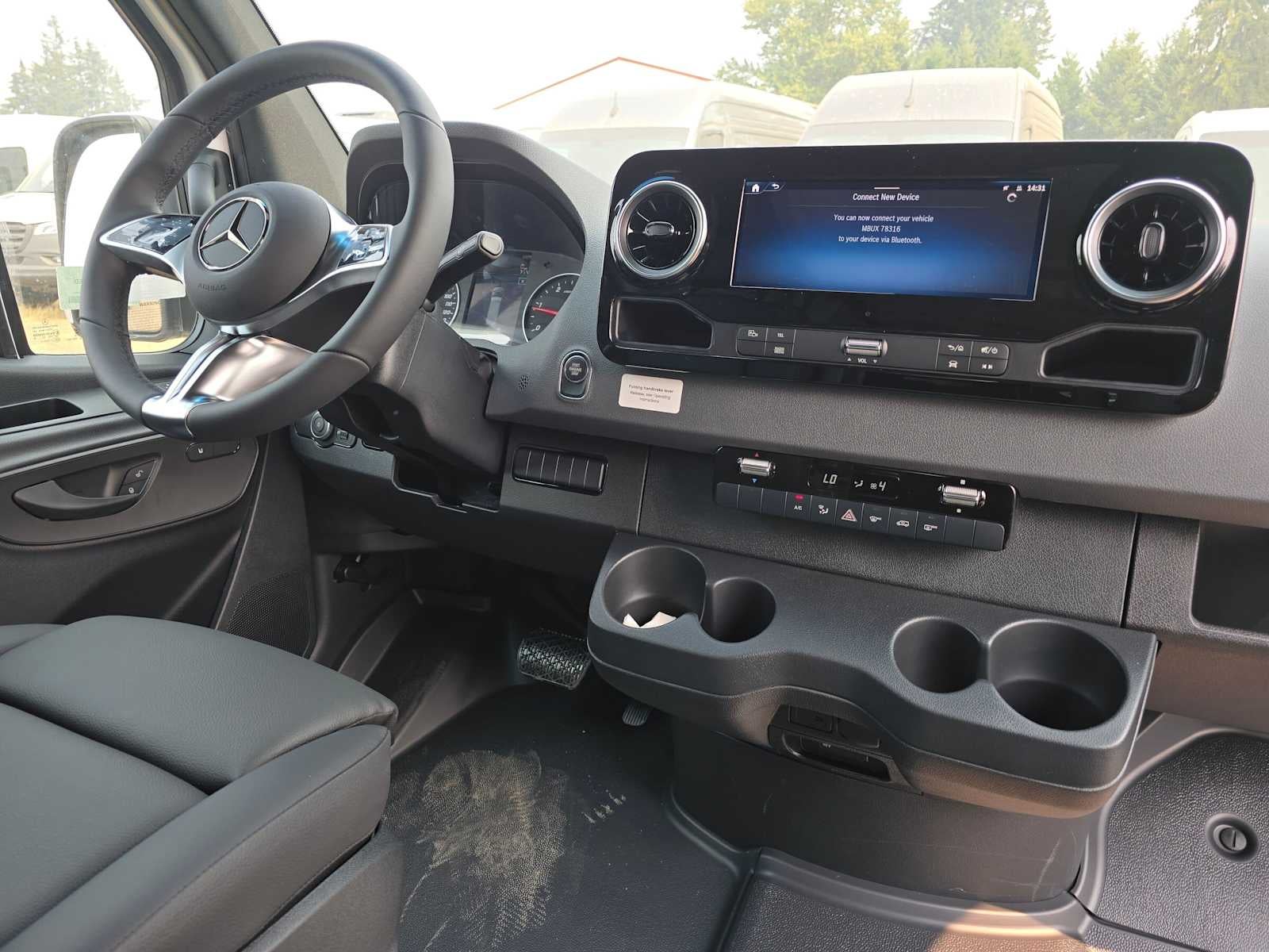 2026 Mercedes-Benz Sprinter 2500 Standard Roof I4 Diesel HO 144 AWD