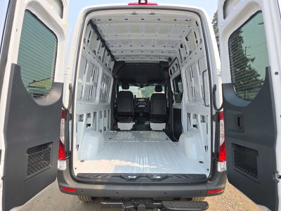 2026 Mercedes-Benz Sprinter 2500 Standard Roof I4 Diesel HO 144 AWD