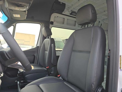 2026 Mercedes-Benz Sprinter 2500 Standard Roof I4 Diesel HO 144 AWD