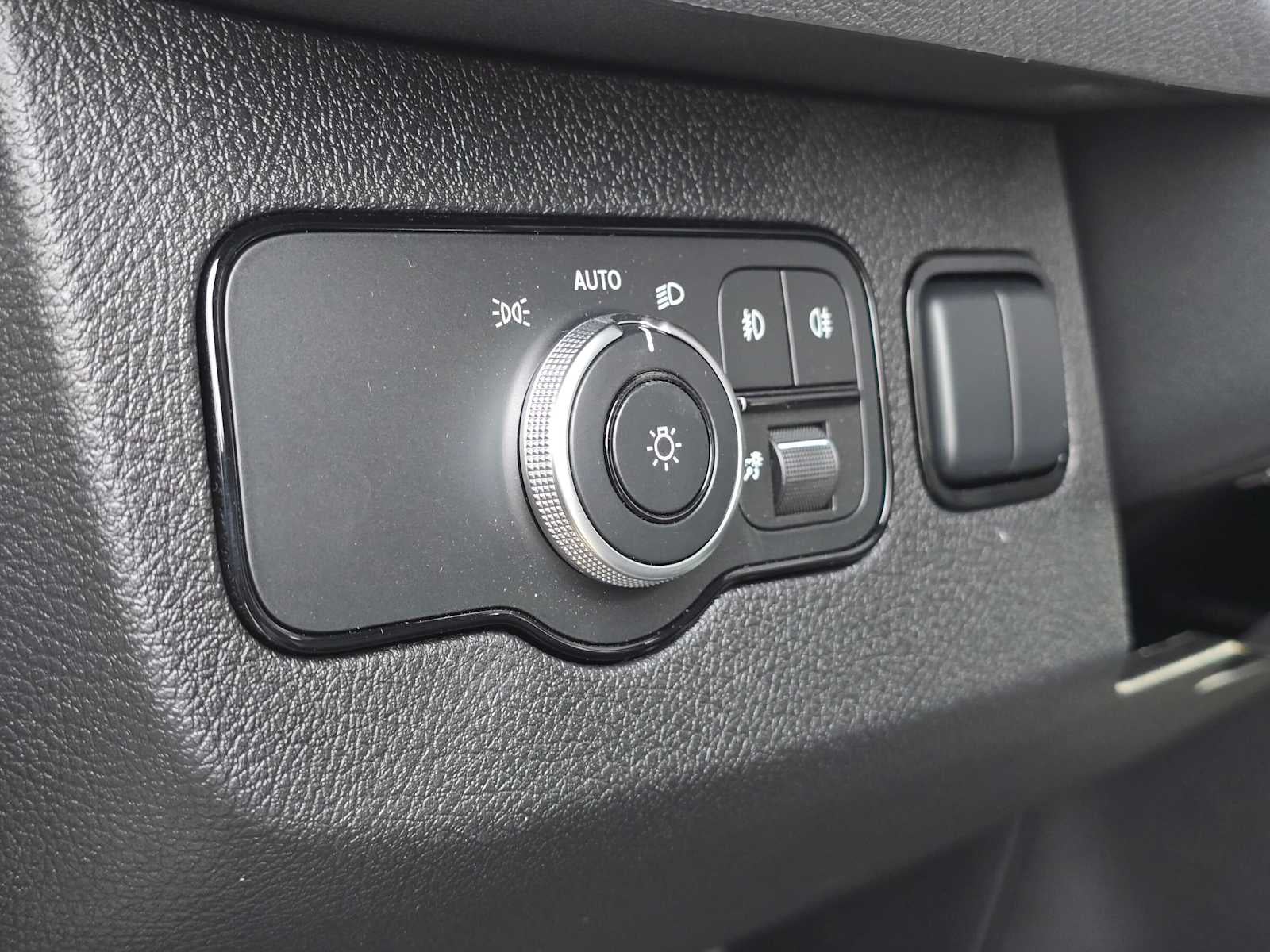 2026 Mercedes-Benz Sprinter 2500 Standard Roof I4 Diesel HO 144 AWD