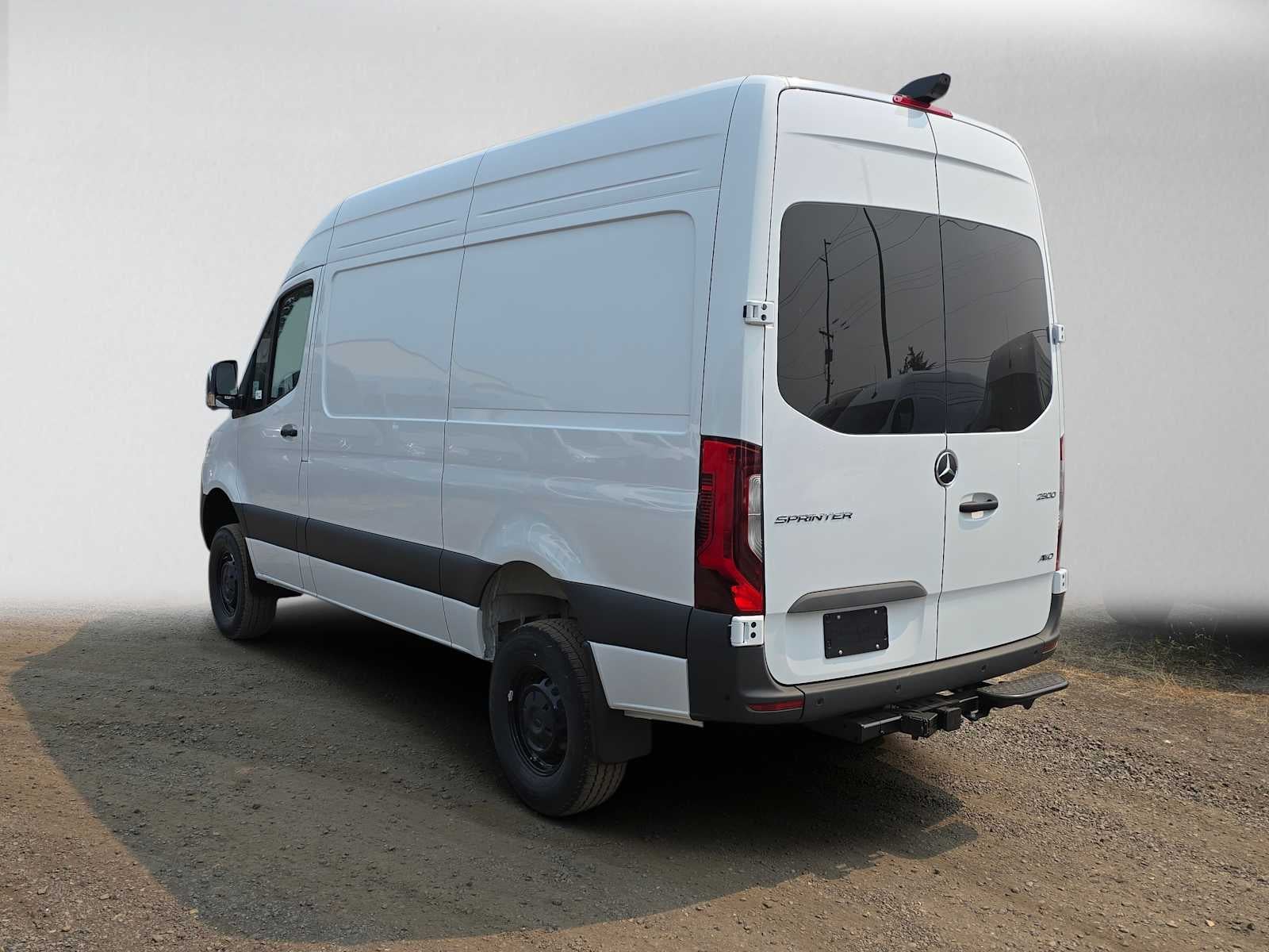 2026 Mercedes-Benz Sprinter 2500 Standard Roof I4 Diesel HO 144 AWD