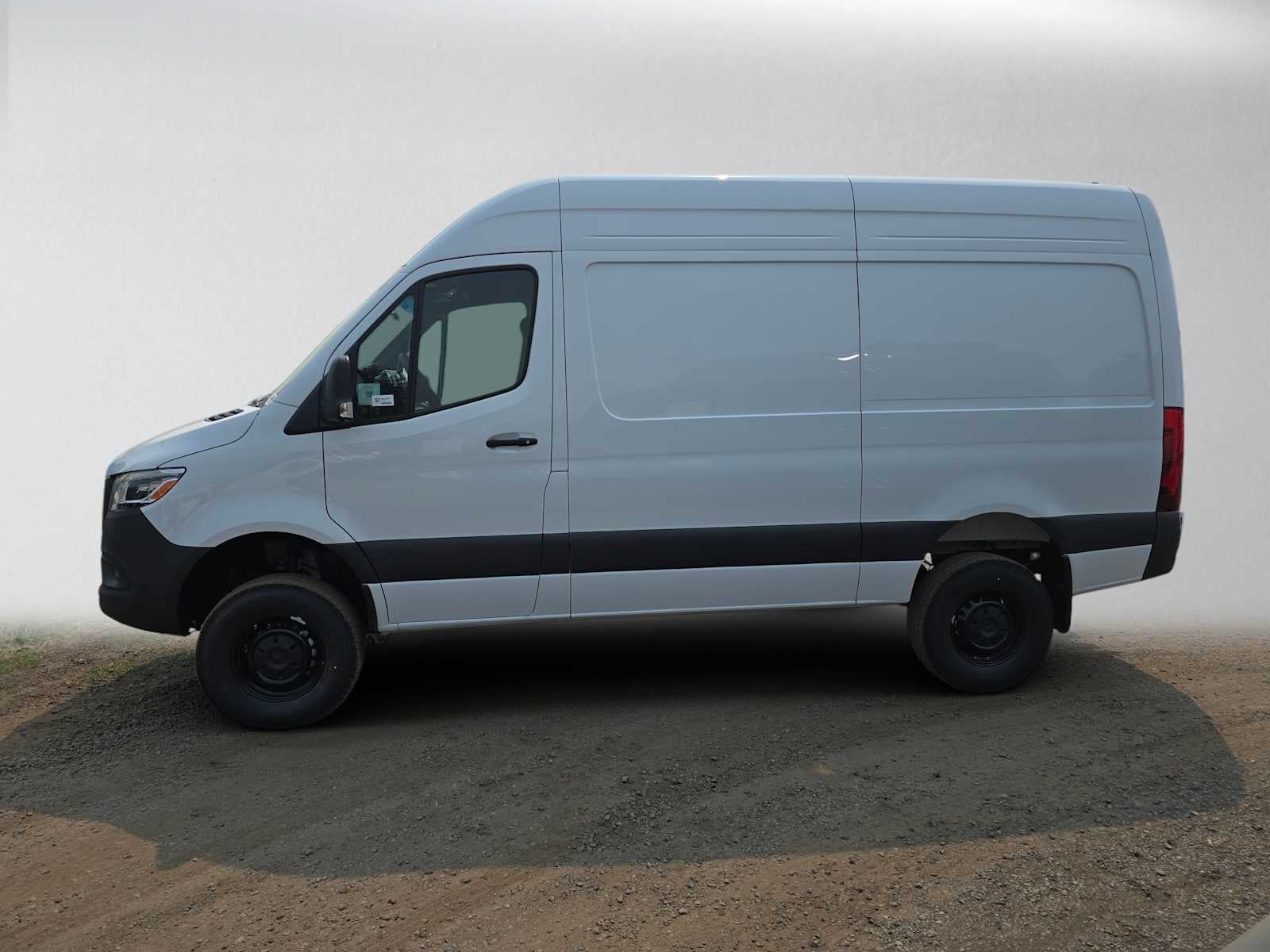 2026 Mercedes-Benz Sprinter 2500 Standard Roof I4 Diesel HO 144 AWD