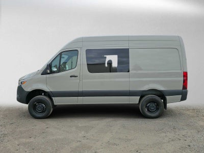 2026 Mercedes-Benz Sprinter 2500 Standard Roof I4 Diesel HO 144 AWD