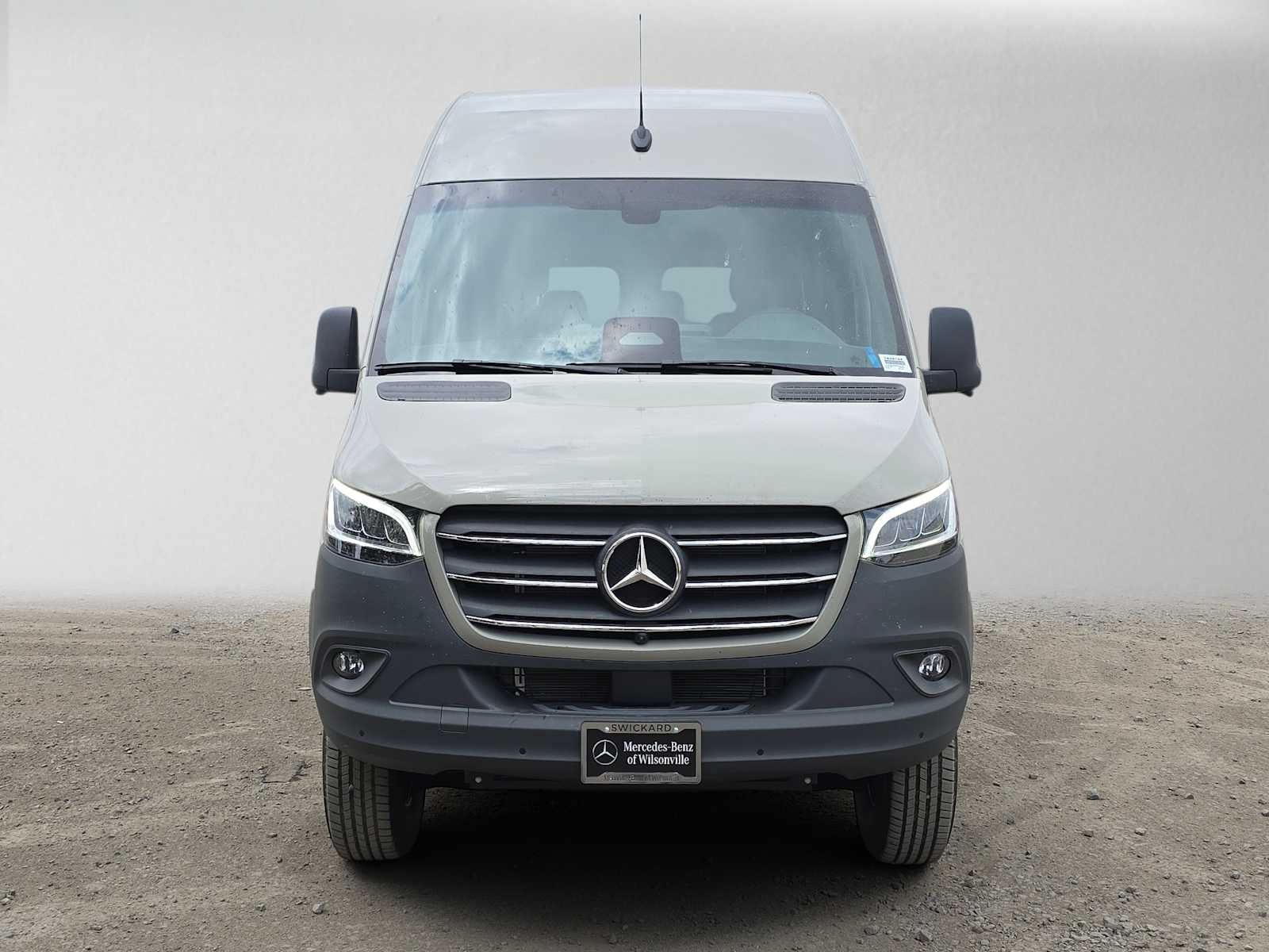 2026 Mercedes-Benz Sprinter 2500 Standard Roof I4 Diesel HO 144 AWD