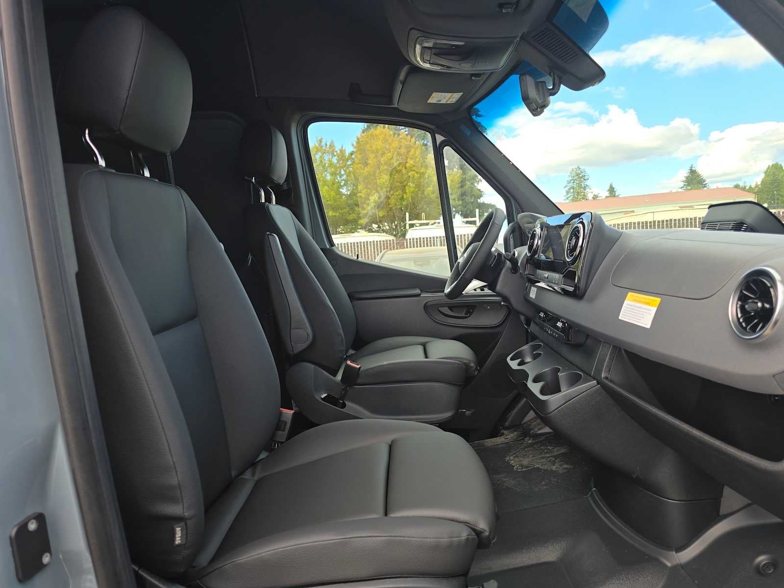 2026 Mercedes-Benz Sprinter Cargo 2500 Standard Roof I4 Diesel HO 144 AWD