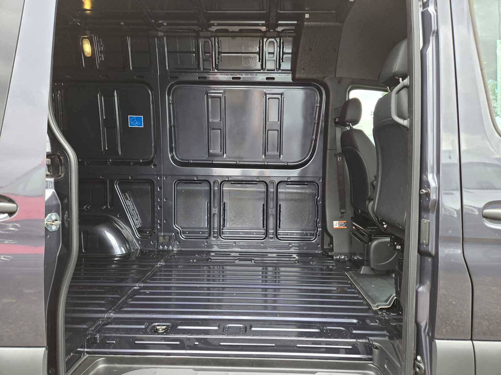 2026 Mercedes-Benz Sprinter Cargo 2500 Standard Roof I4 Diesel HO 144 AWD