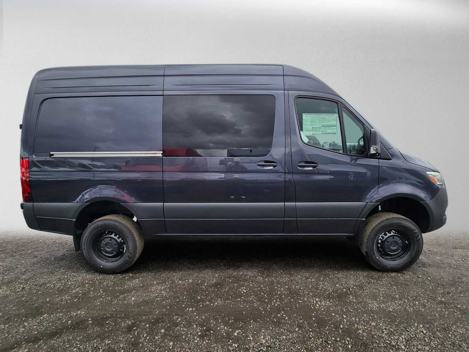 2026 Mercedes-Benz Sprinter Cargo 2500 Standard Roof I4 Diesel HO 144 AWD