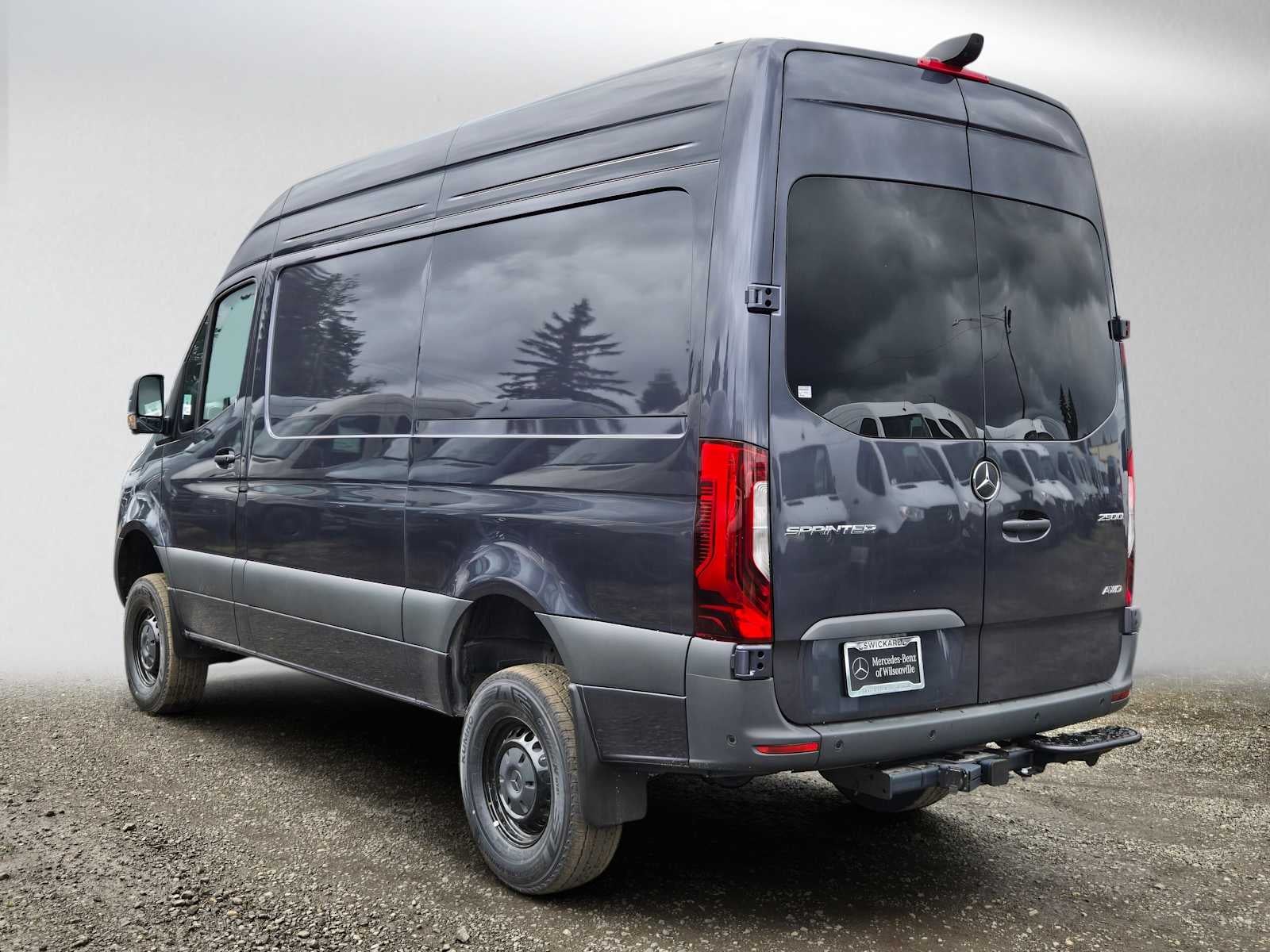 2026 Mercedes-Benz Sprinter Cargo 2500 Standard Roof I4 Diesel HO 144 AWD