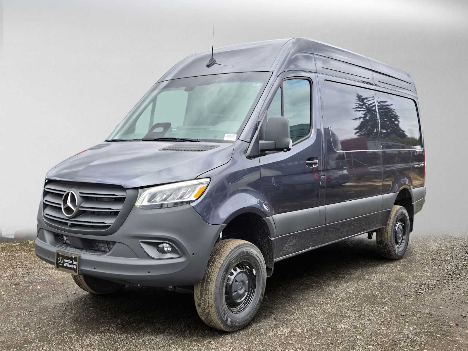 2026 Mercedes-Benz Sprinter Cargo 2500 Standard Roof I4 Diesel HO 144 AWD