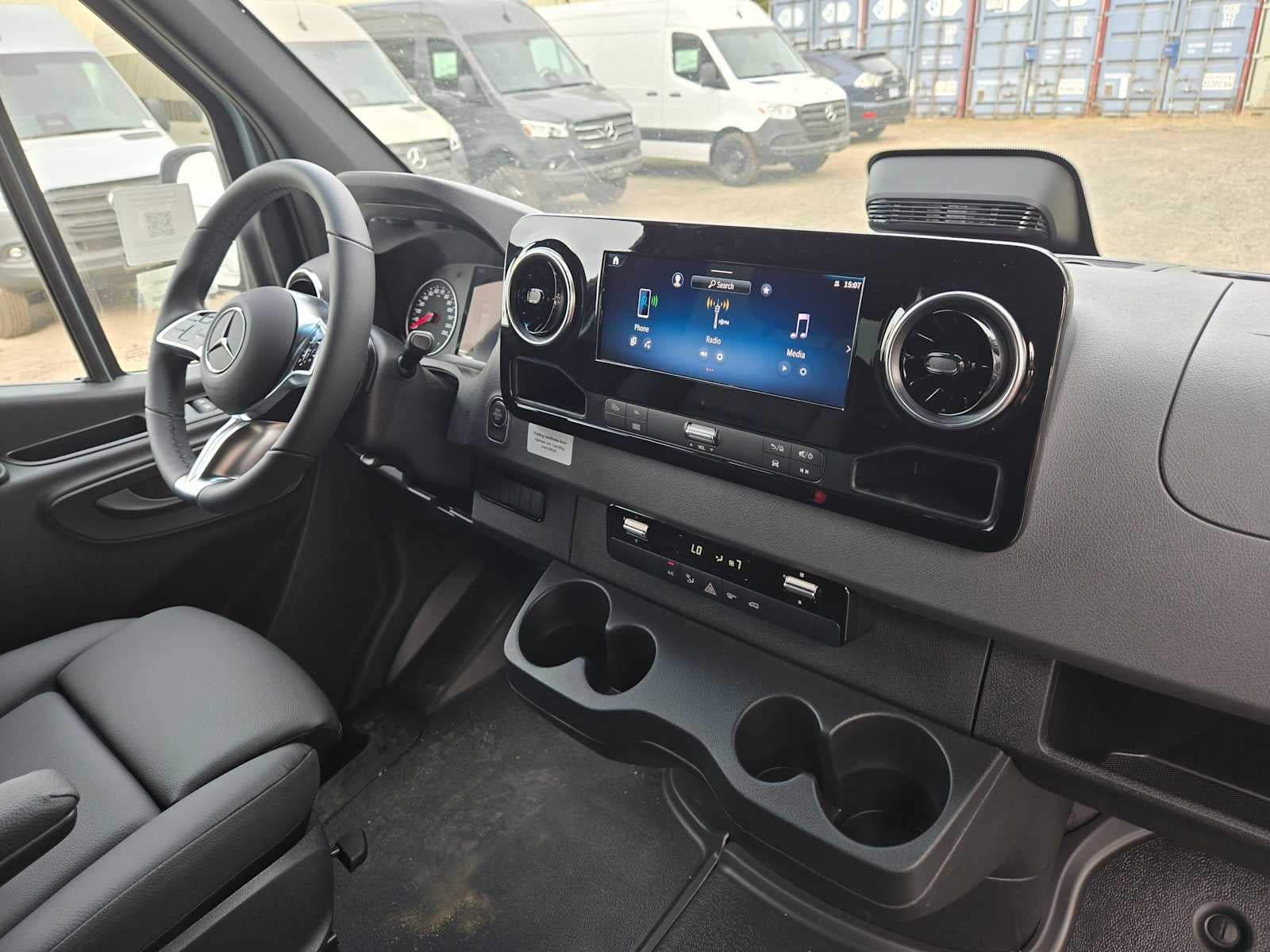 2026 Mercedes-Benz Sprinter Cargo 2500 Standard Roof I4 Diesel HO 144 AWD