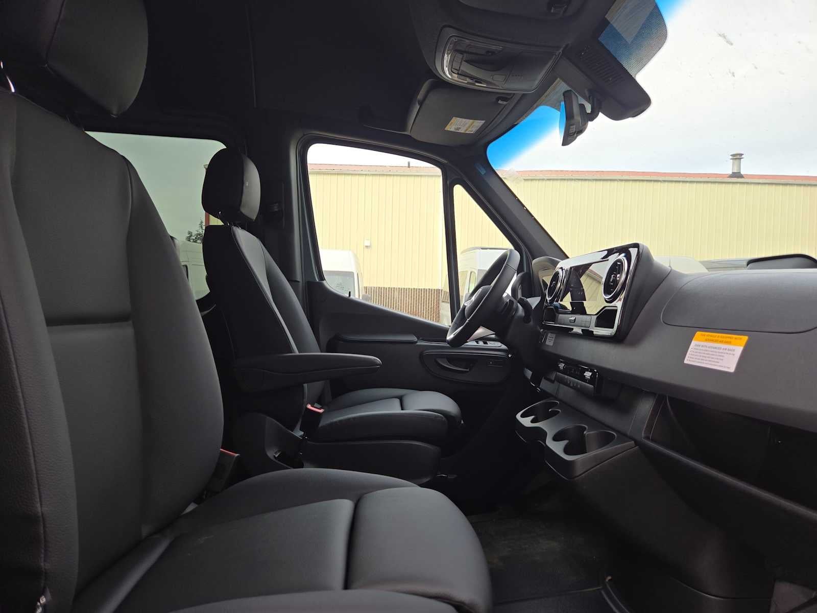 2026 Mercedes-Benz Sprinter Cargo 2500 Standard Roof I4 Diesel HO 144 AWD