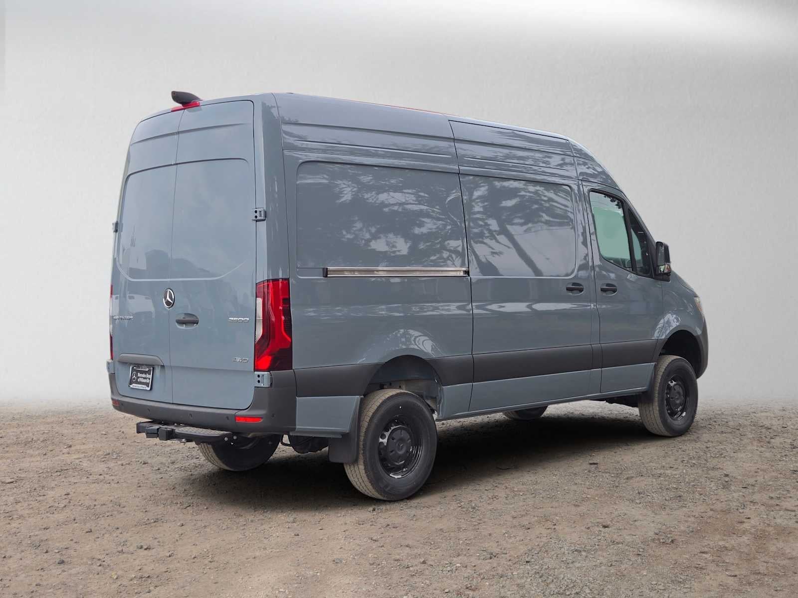 2026 Mercedes-Benz Sprinter Cargo 2500 Standard Roof I4 Diesel HO 144 AWD